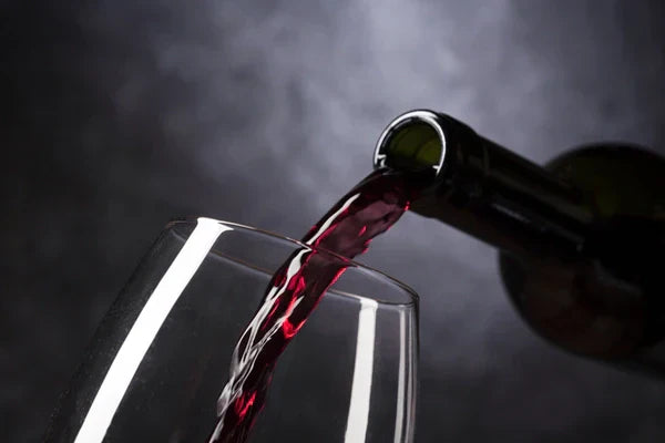 Nutrients, Antioxidants & Health Benefits of Red Wine